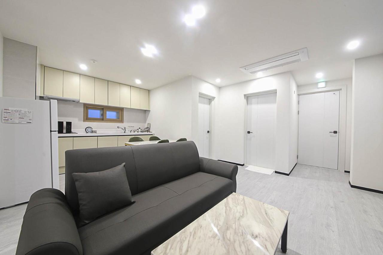 Busan Seomyeon Broa Hotel Exterior photo